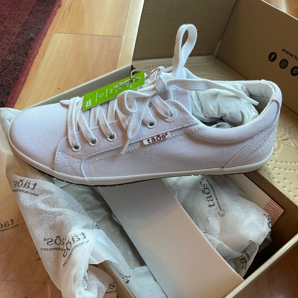 Taos Star sneakers